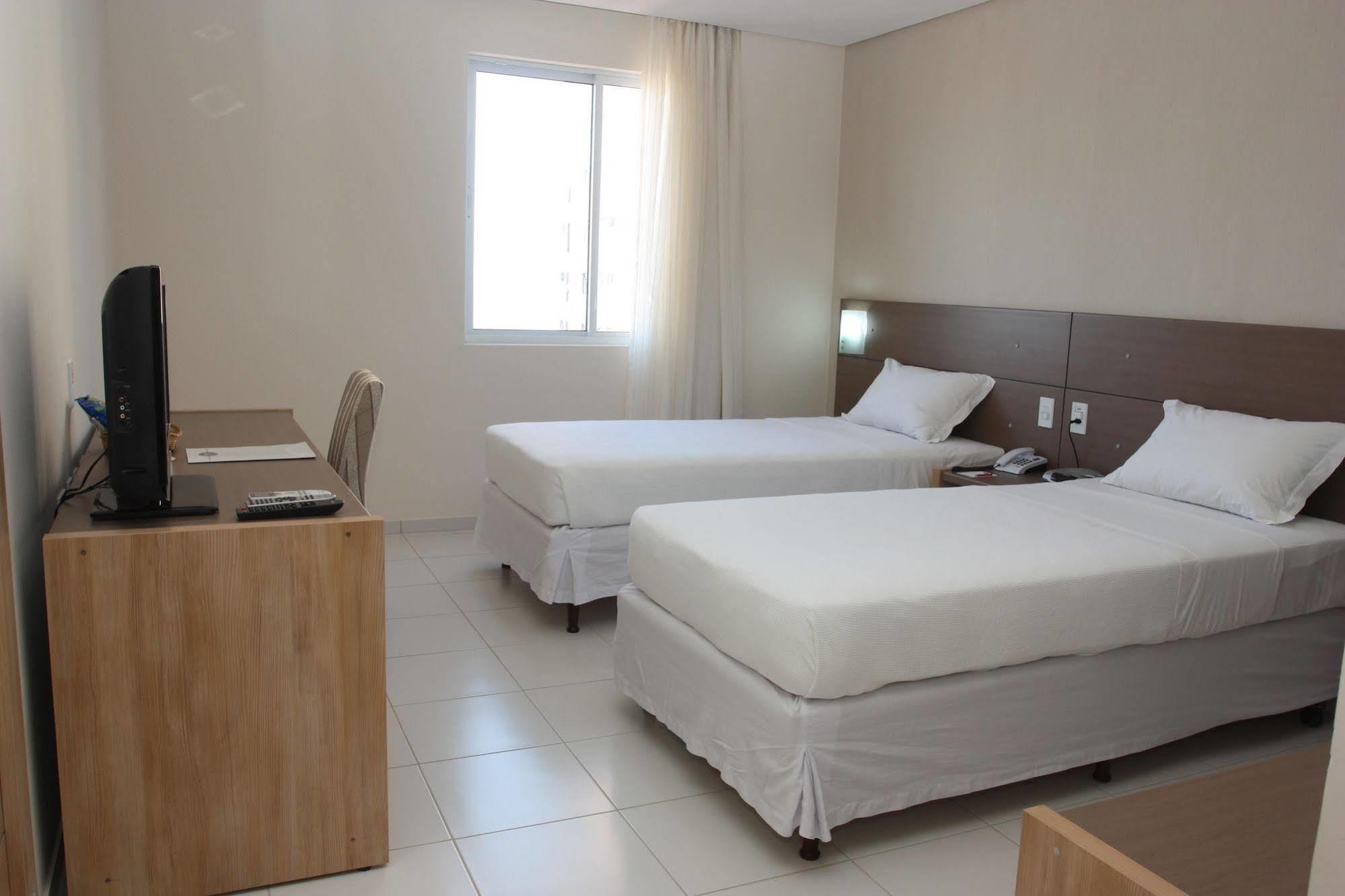 Stop Way Hotel Sao Luis Екстериор снимка